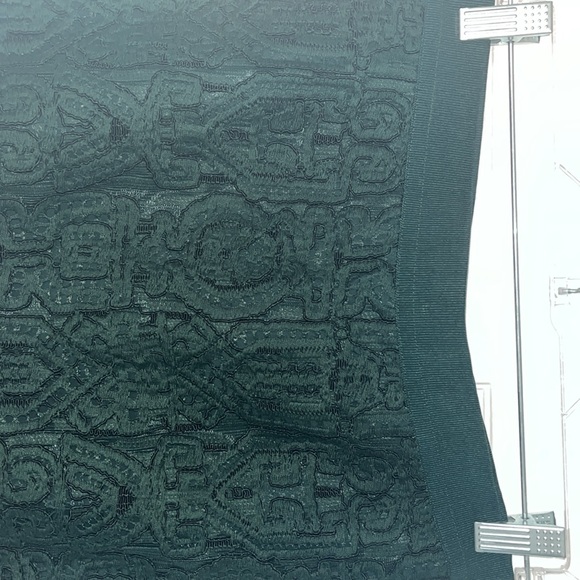 Ann Taylor shirt with mesh fringe pattern. Size 4P - Picture 4 of 10